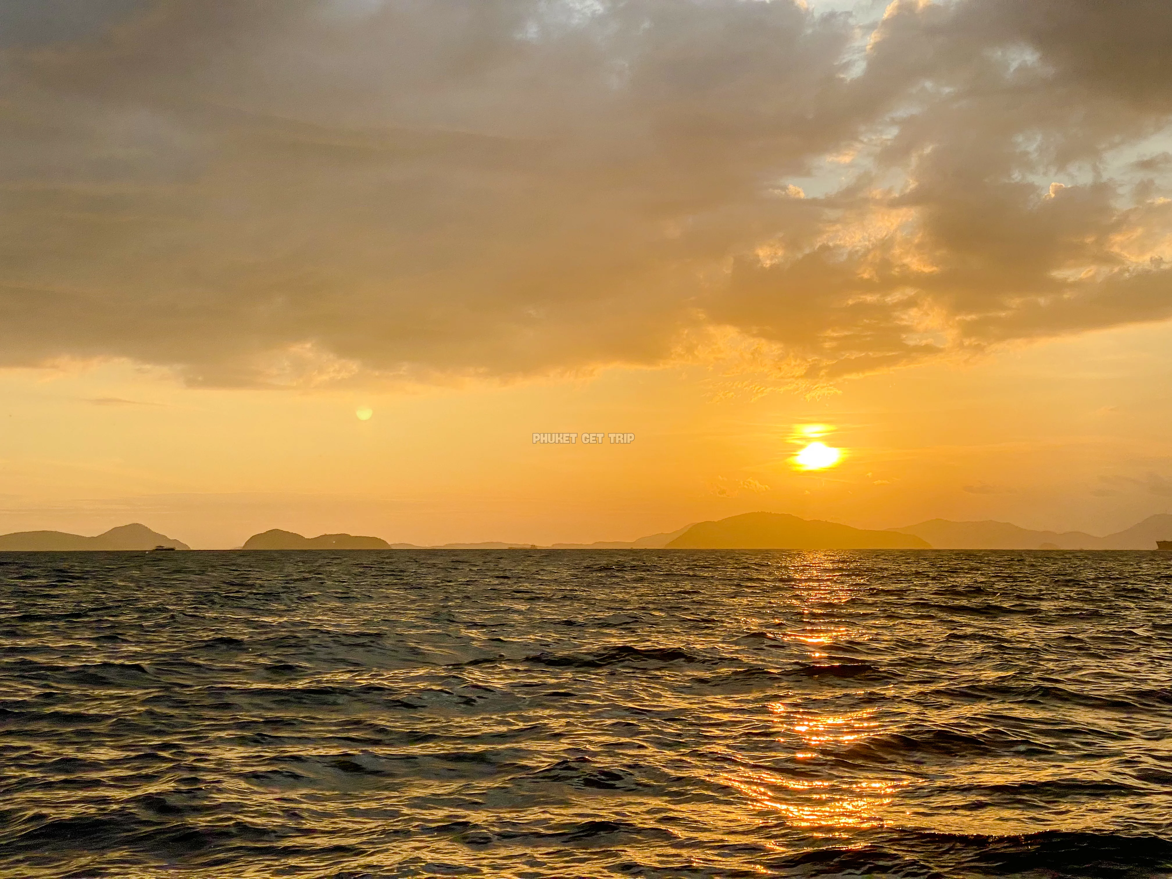 Пхи Пхи на катамаране без раннего подъема